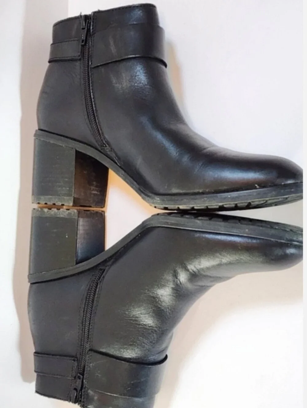 Naturalizer Lydia women's black leather ankle boots with buckle detail size 9
